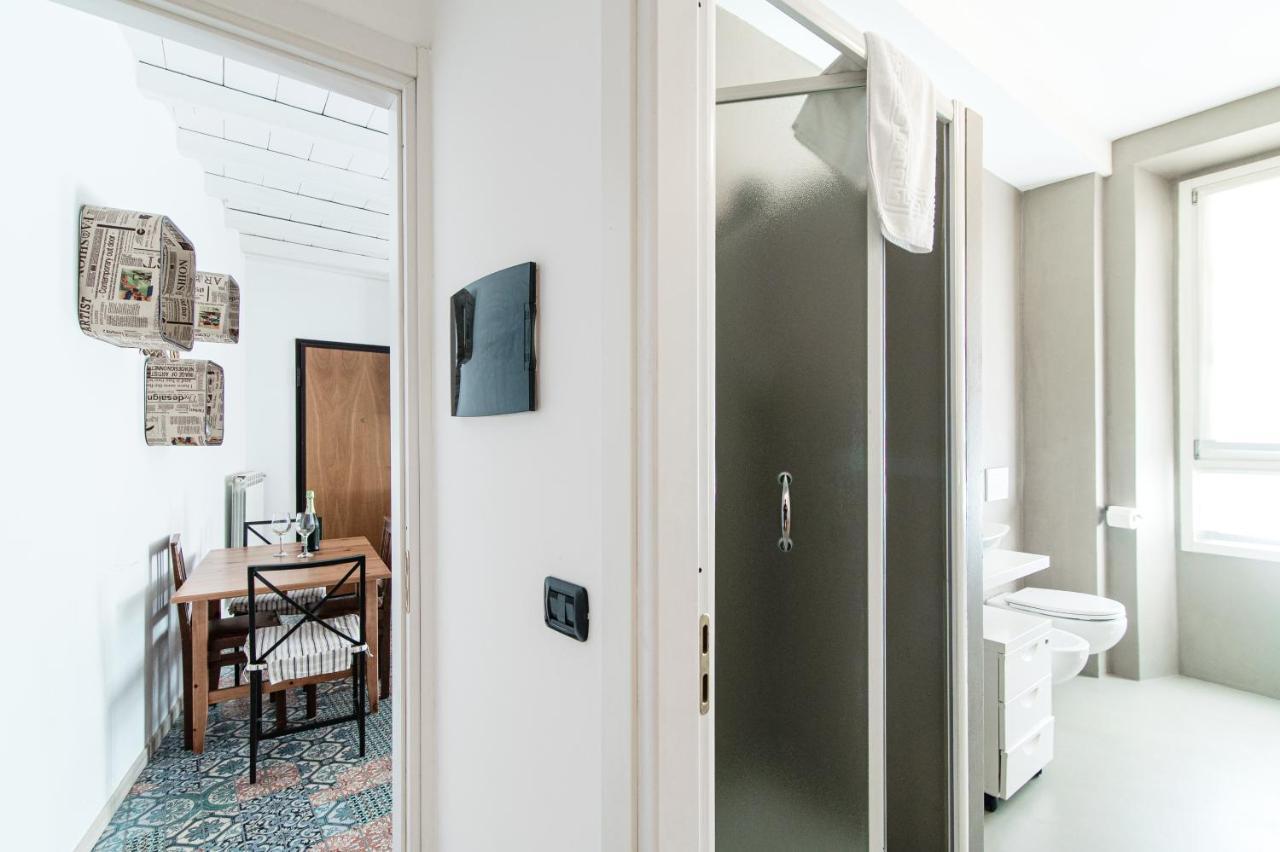 Orange Suite - The House Of Travelers Como Buitenkant foto